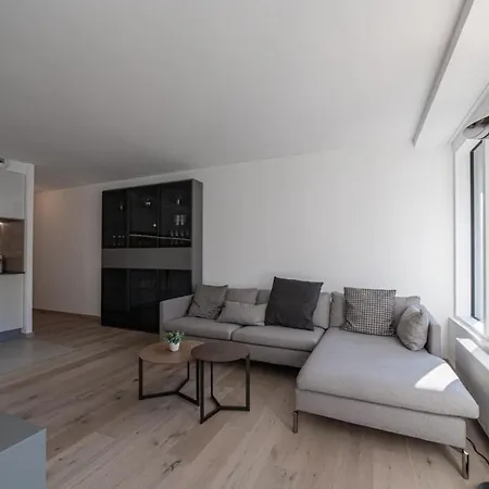 L'estrade Apartment *