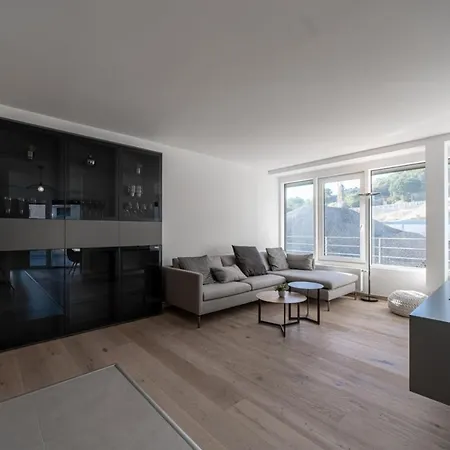 L'estrade Apartment